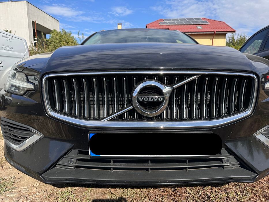 Volvo V60 T8 Plug-in Hybrid 2019 AWD