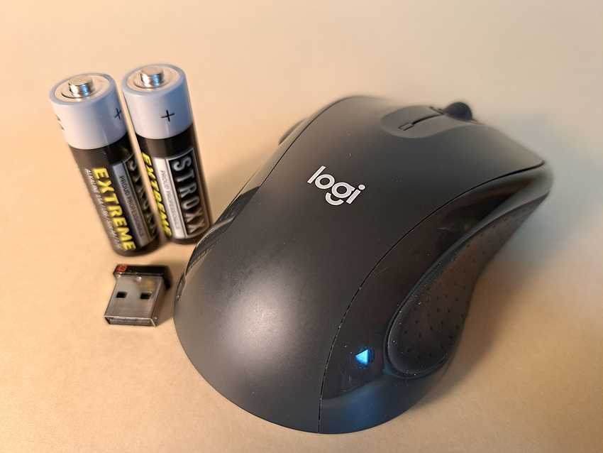 Logitech LOGI Wireless M510 black + nano reciever (1000 DPI) + baterii