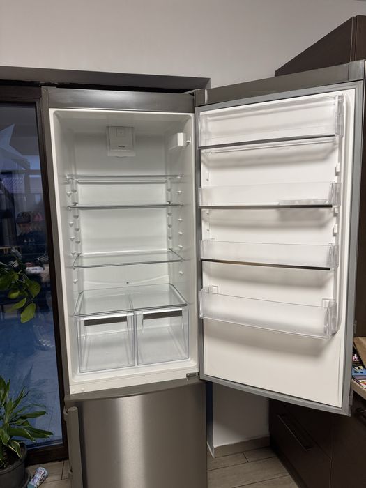 Frigider / Combina frigorifica Electrolux A++ 349 l, stare impecabila