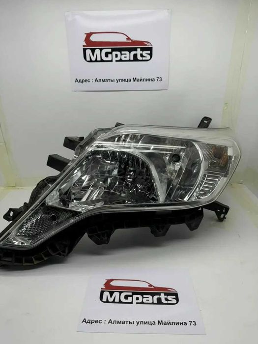 Фара б у оригинал от Toyota Land Cruiser Prado 150