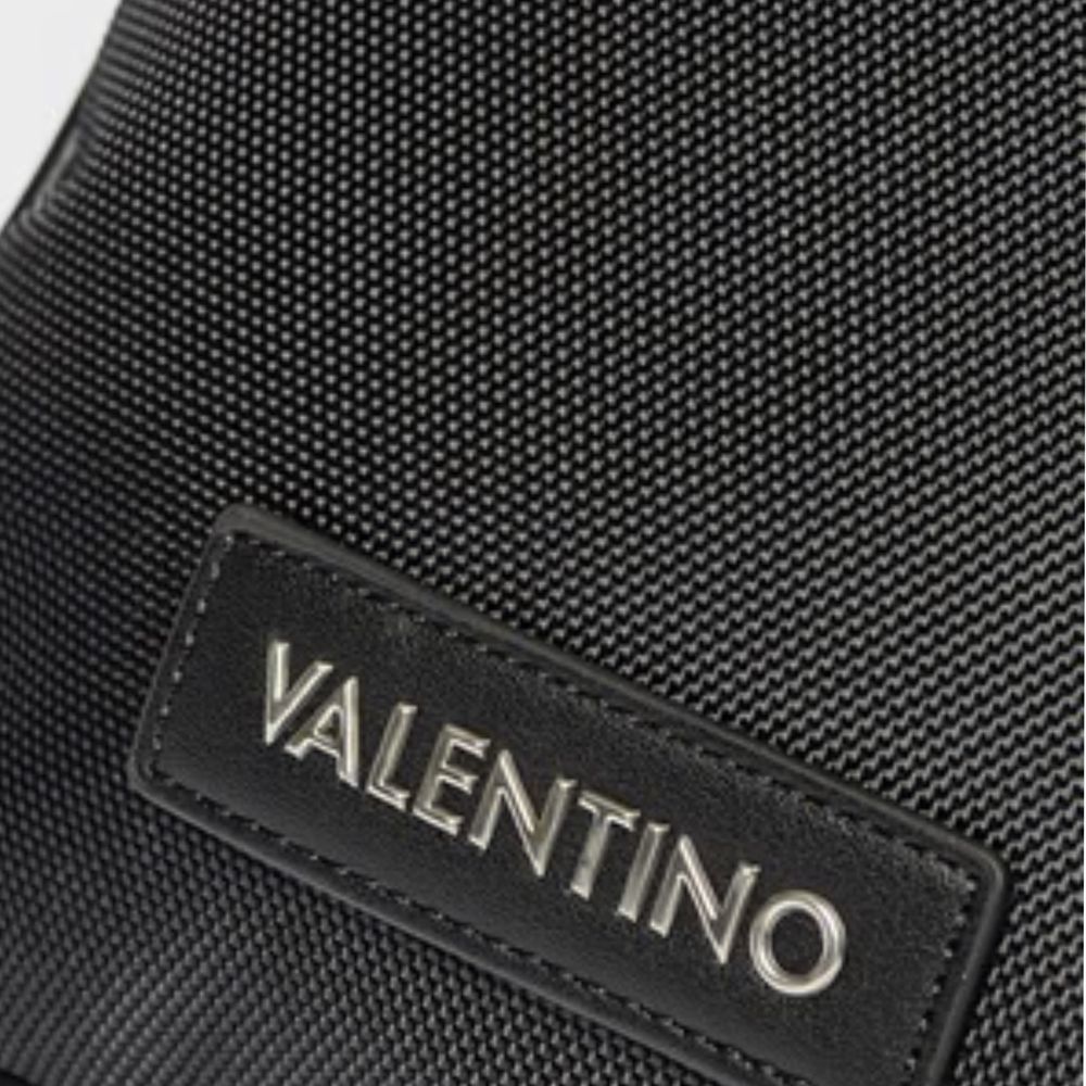 Оригинална мъжка чанта Valentino VBS7CN05_NERO