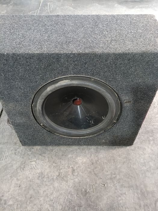 Продам сабвуфер ...
