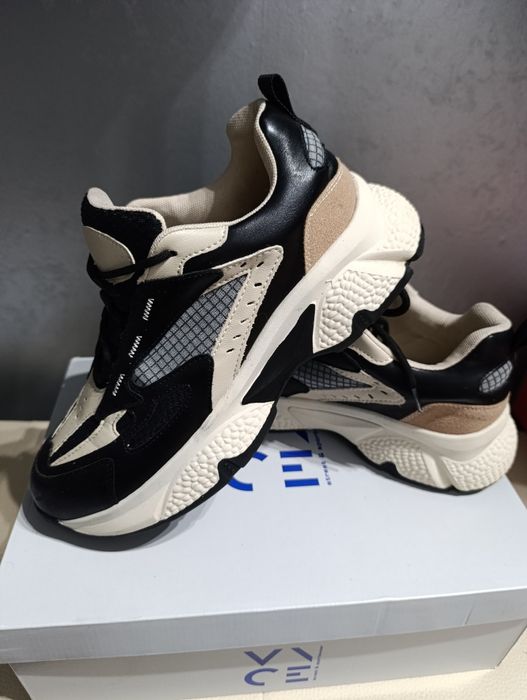 Дамски маратонки