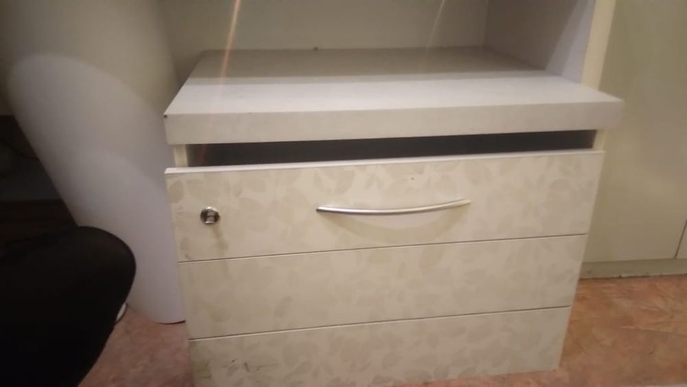 Шкаф длинный б/у