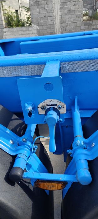 De vanzare Sasiu Containere Maritime Renders 2012 40 ft, 20ft , 2x20 f