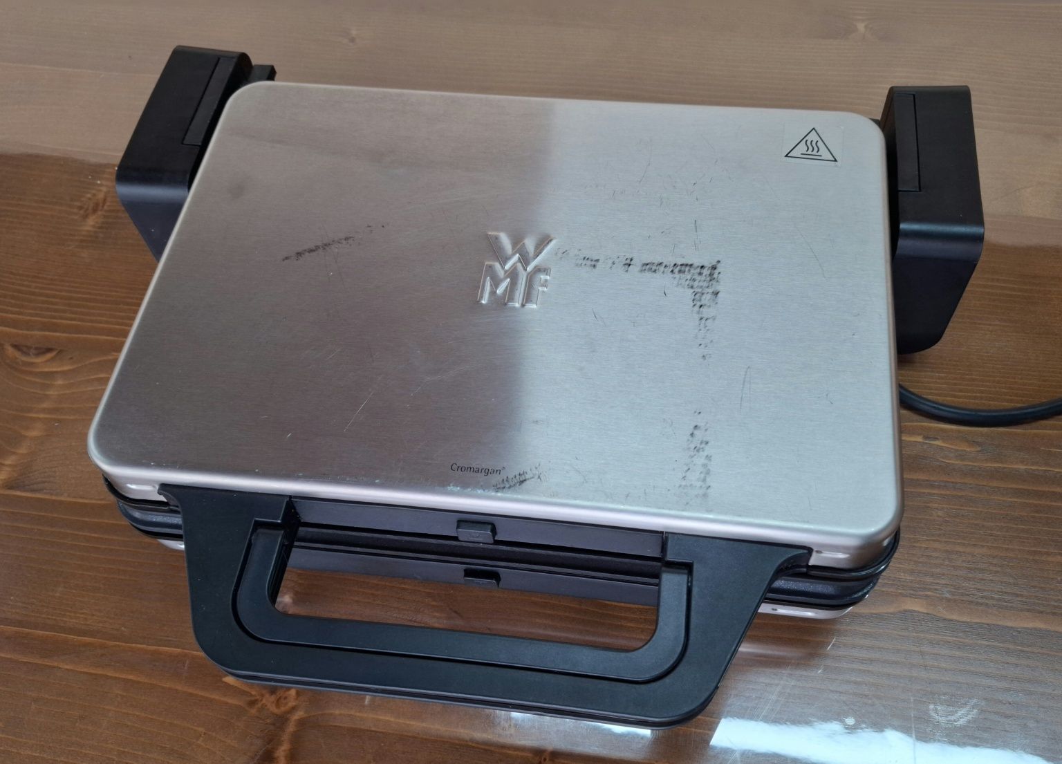 WMF LONO 2в1 контактен грил,скара,тостер,2100W, лят алуминий.