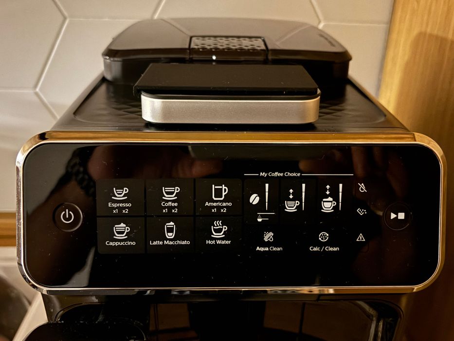 Espressor Philips LatteGo 3200 - model EP3241/50