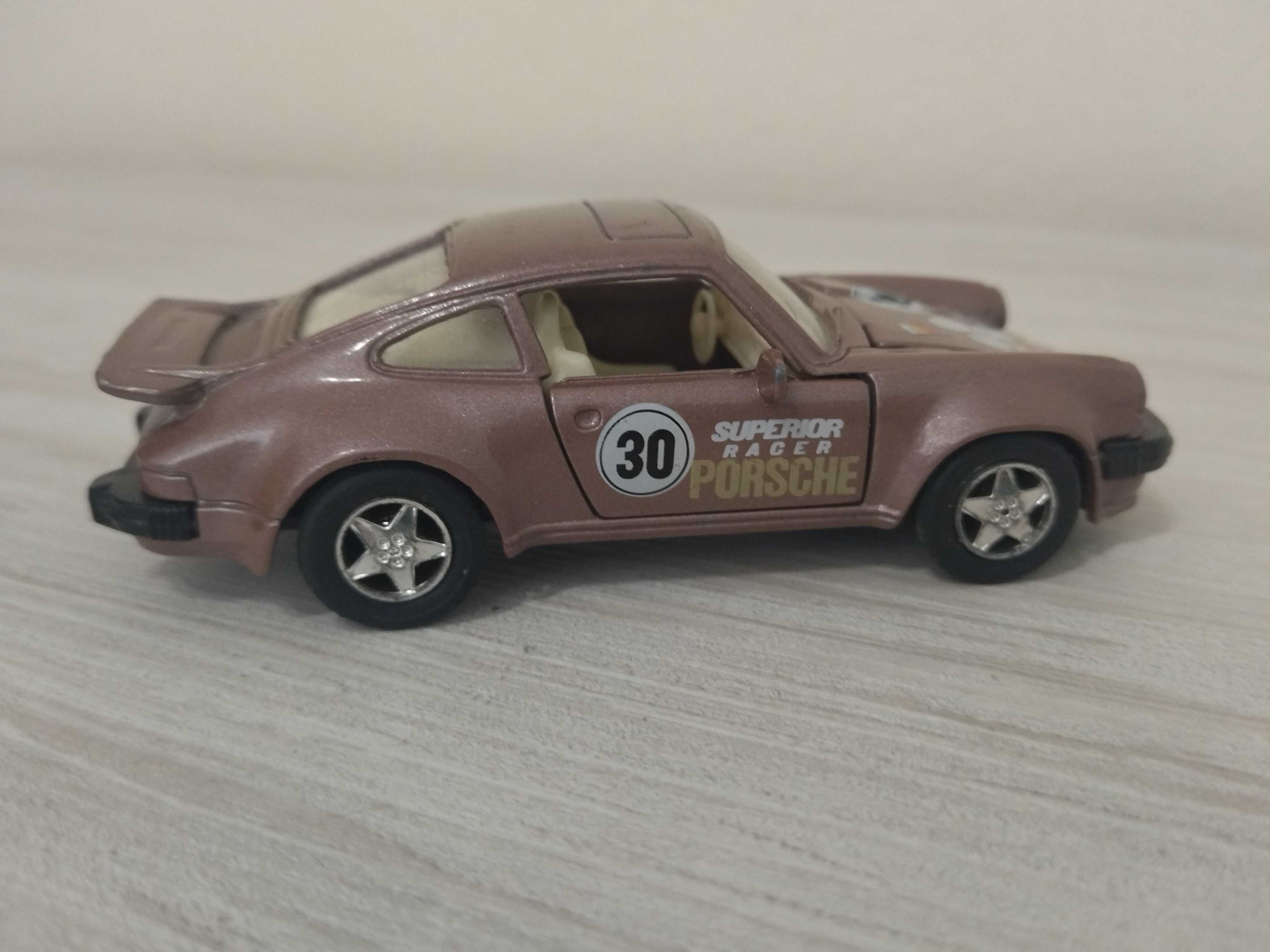 Метална количка Porsche 911 !!!