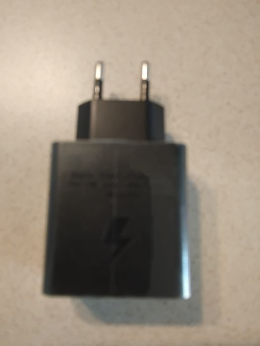 Зарядно за бързо зареждане