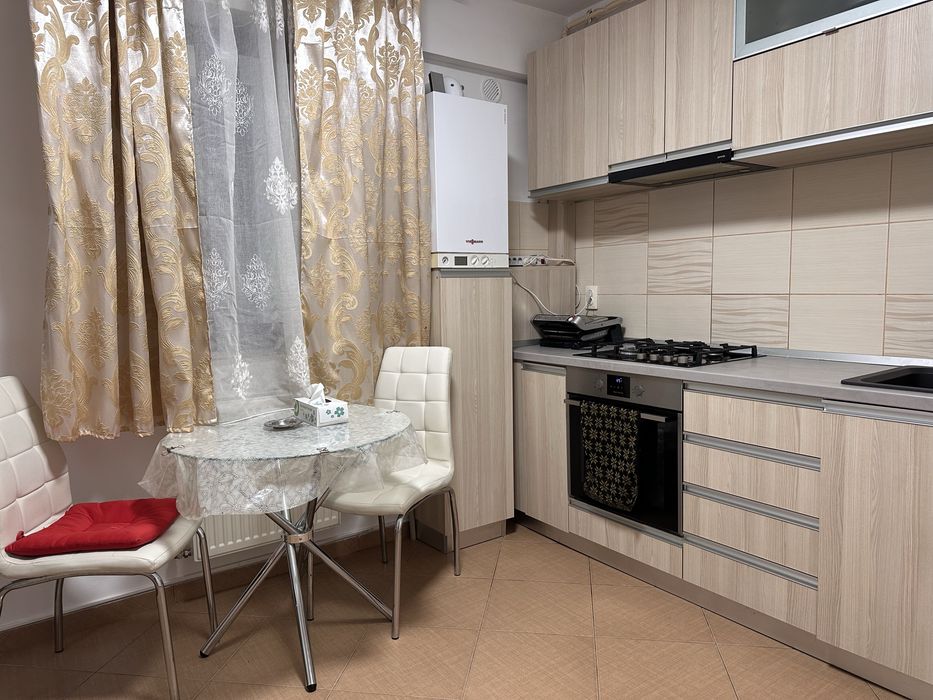 Apartament 3 camere - Ciuperca/1 Mai