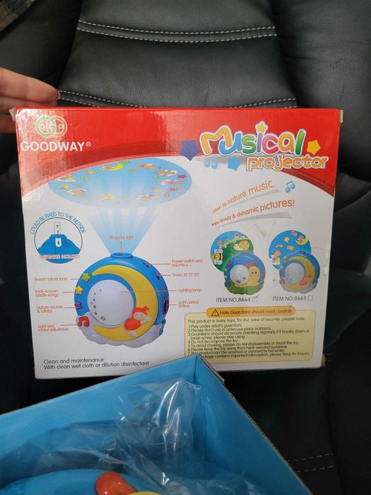 Proiector pentru bebelusi/copii melc cu muzica, lumini si sunete
