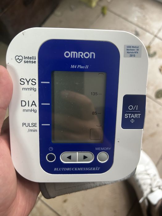 Tensiometru Omron M4 Plus II Model german, validat clinic