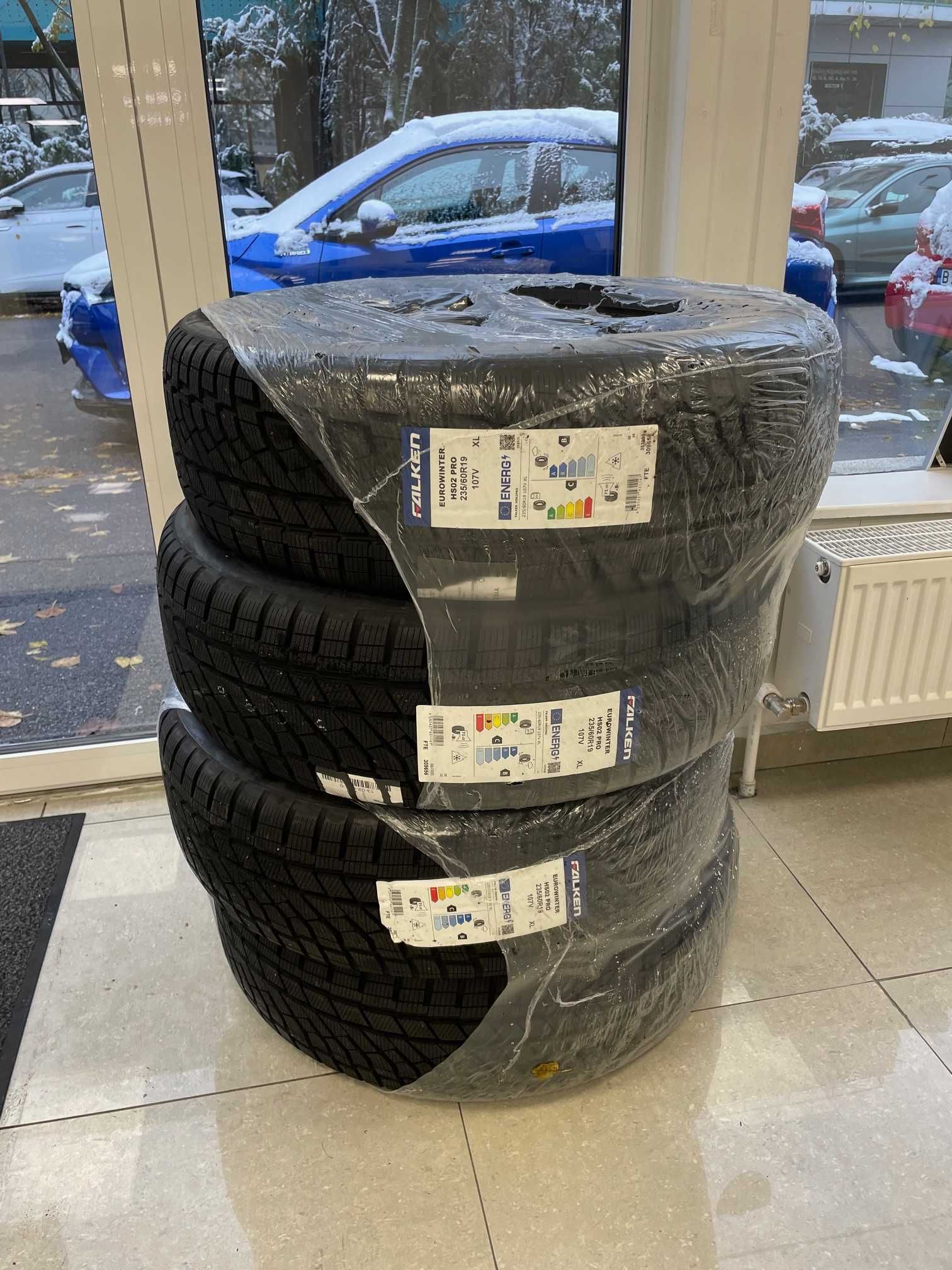 Anvelope iarna 235/60R19 SUV Falken noi 3500 lei