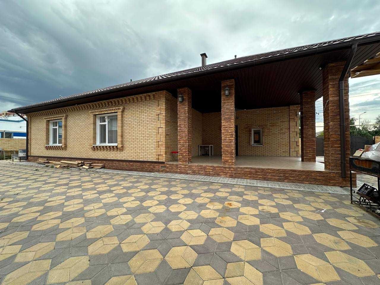 Продаем отличный дом  ул. Амангельды