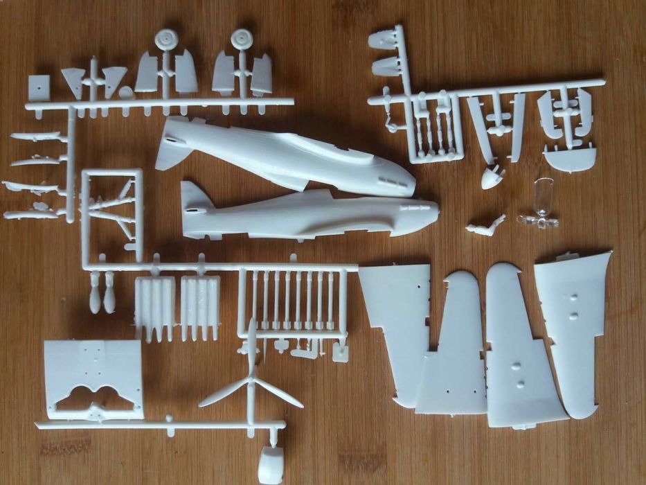 самолёт конструктор сборная модель Хокер Харикейн 1/72 Англия