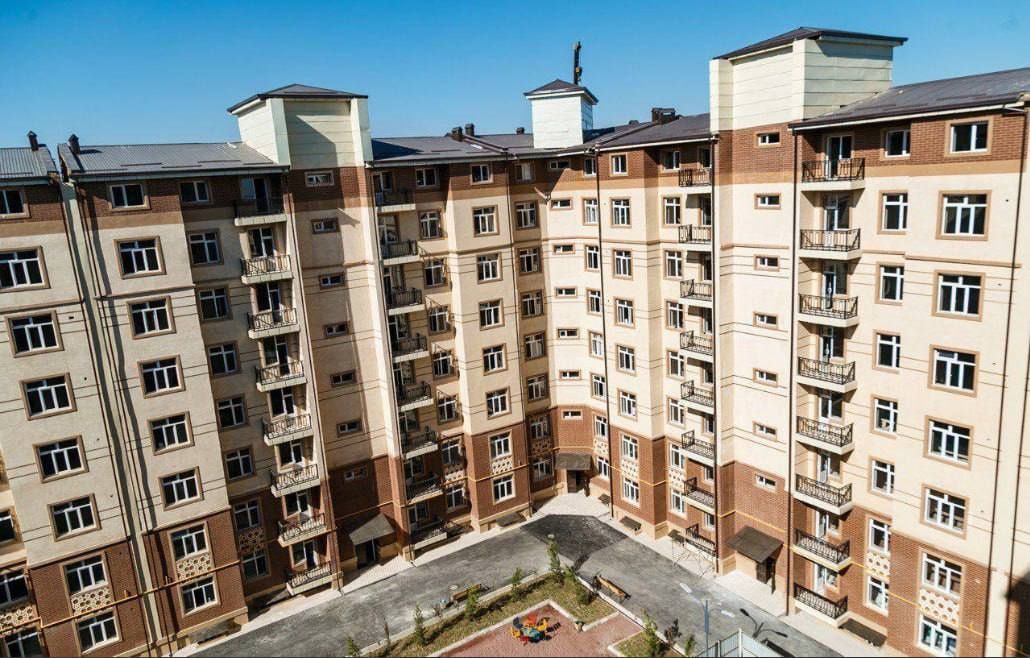 СРОЧНО!Продается 2-комн квартира в Яшнабаде с мебелью и техникой.