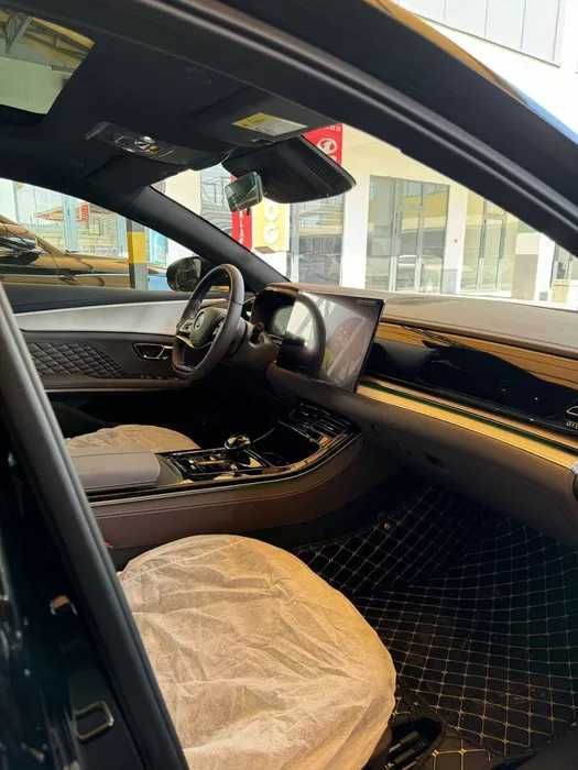 BYD HAN Premium 605KM
