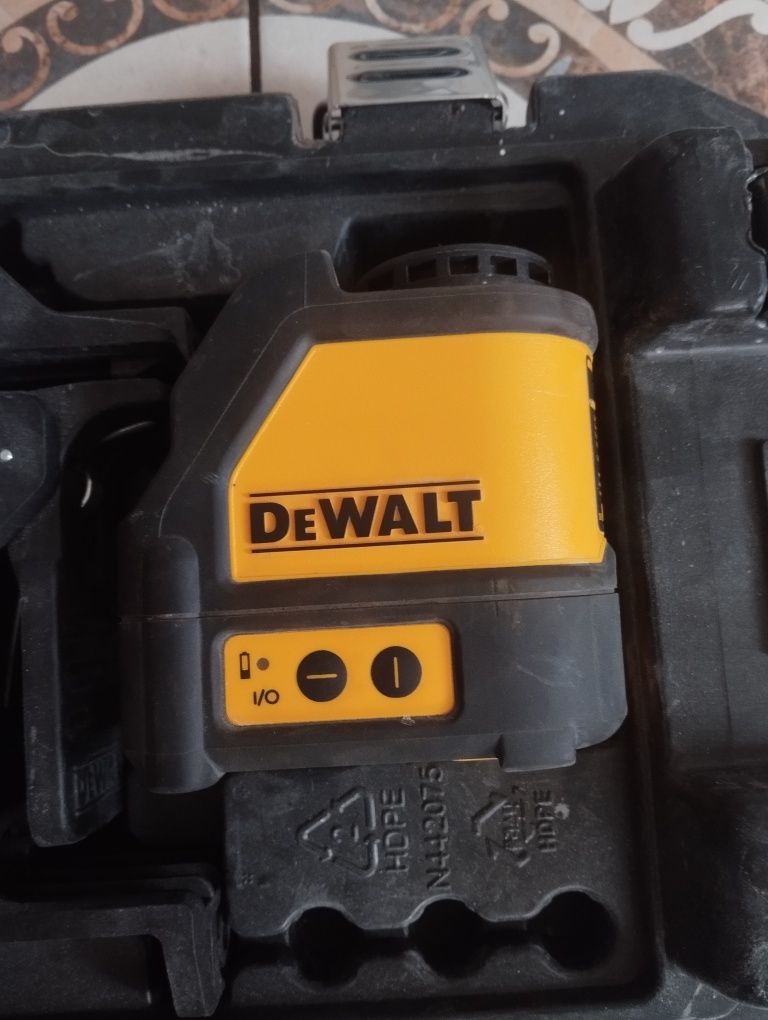 Vând Laser Dewalt
