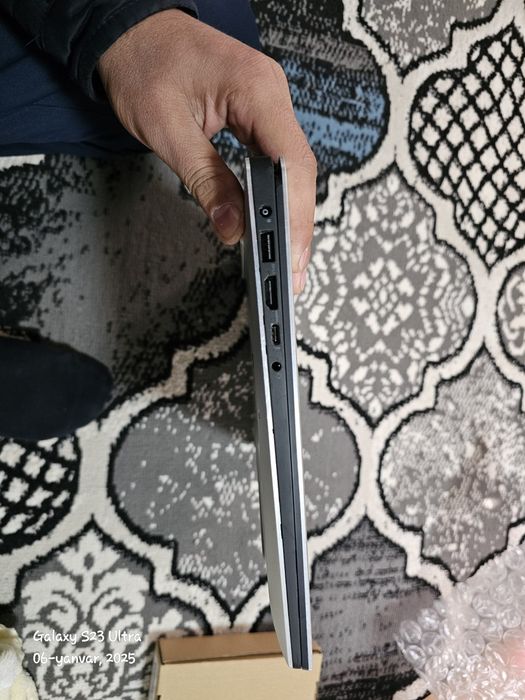 Dell Precision 5530, 15.6 FHD i7-8850H 2.6GHz 16GB RAM 256GB SSD Nvidi