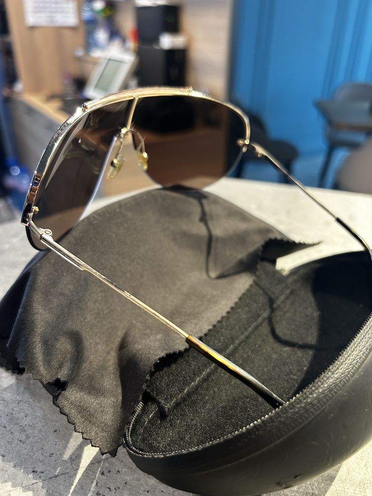 Emporio Armani очила