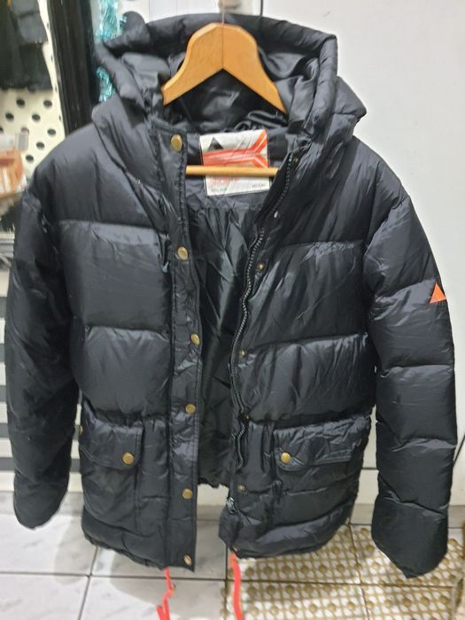 Марково Черно зимно яке с качулка