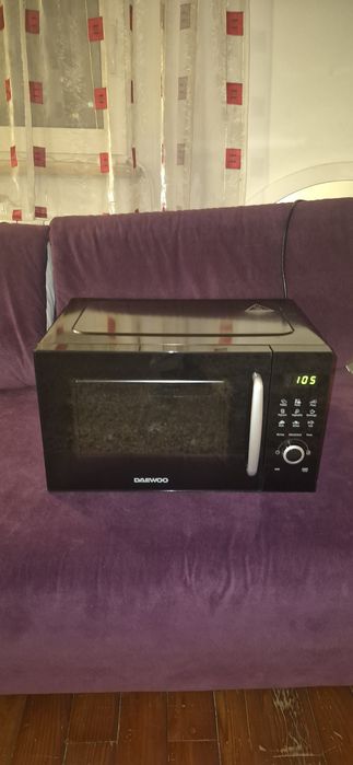 Cuptor cu microunde Daewoo