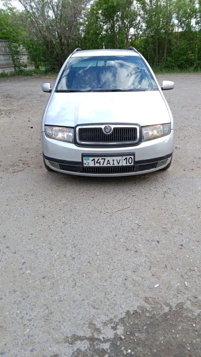Шкода Фабия 2002