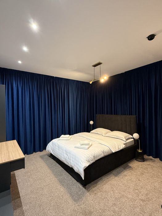 Elmax Aparthotel ofera camere in regim hotelier