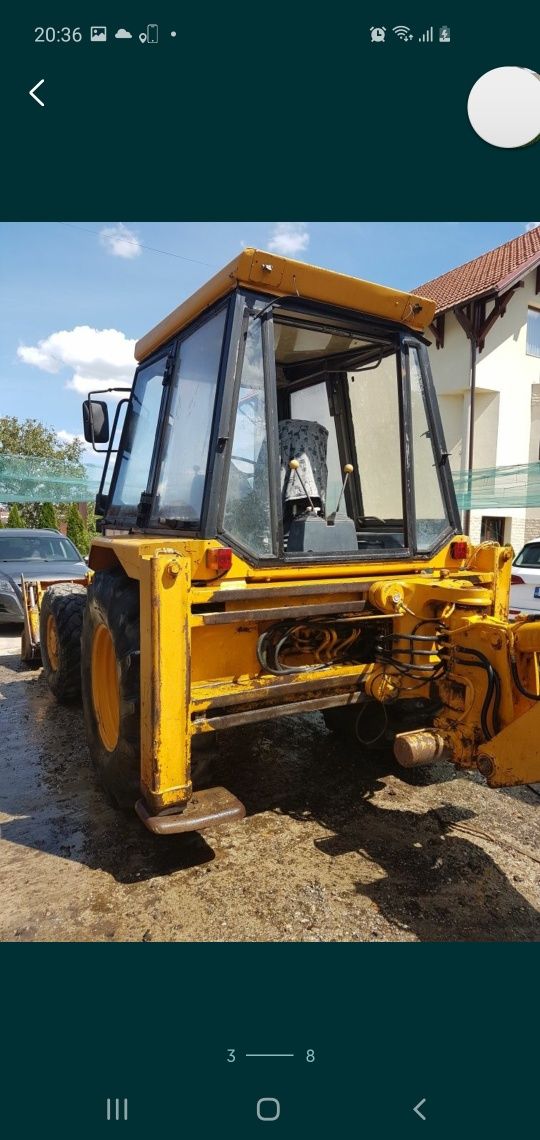 Buldoexcavator Jcb 3cx 4x4 cupa fata multifuncționala
Motor Perkins in