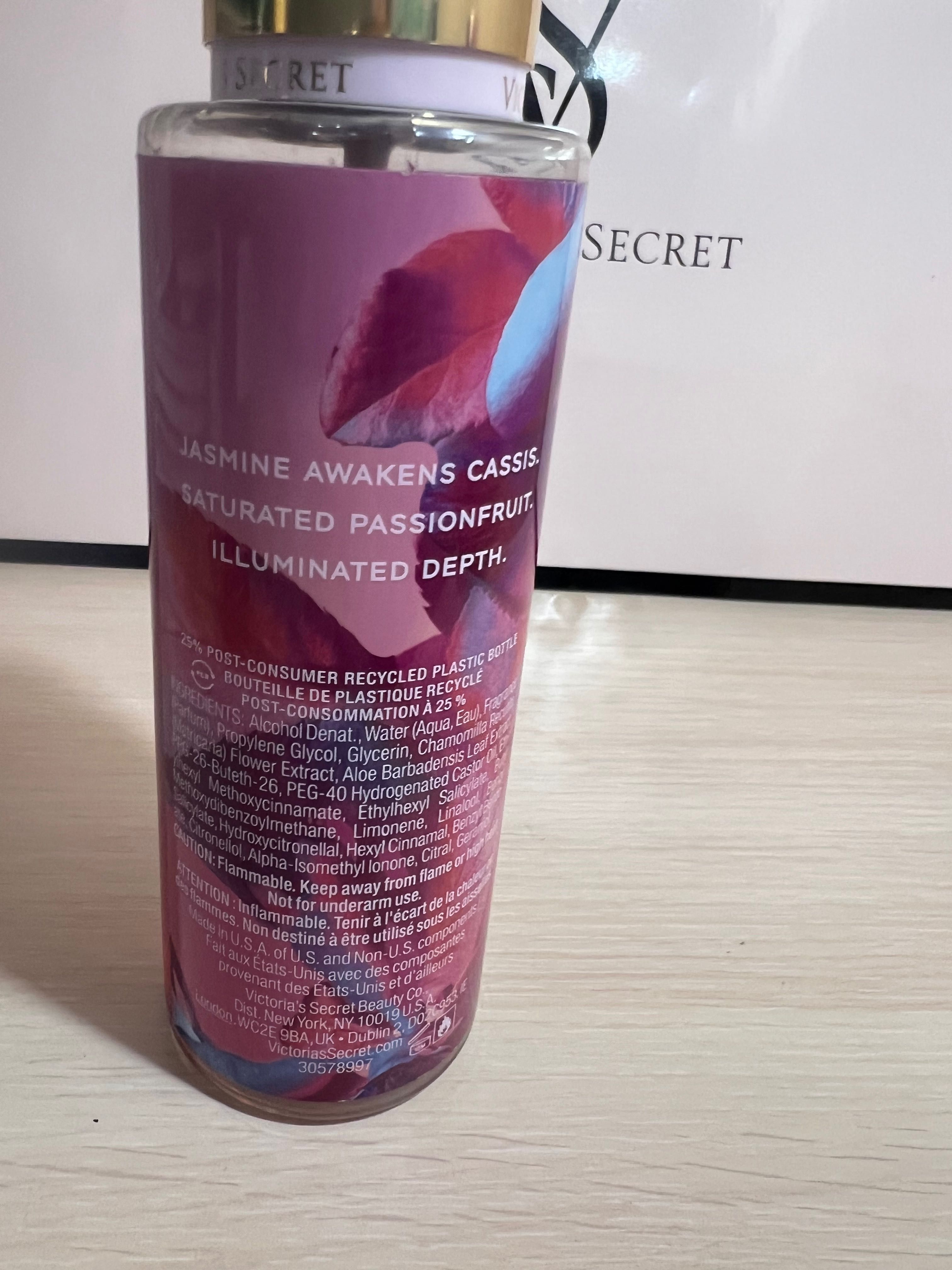 Victoria’s Secret спрей с блестящи частички