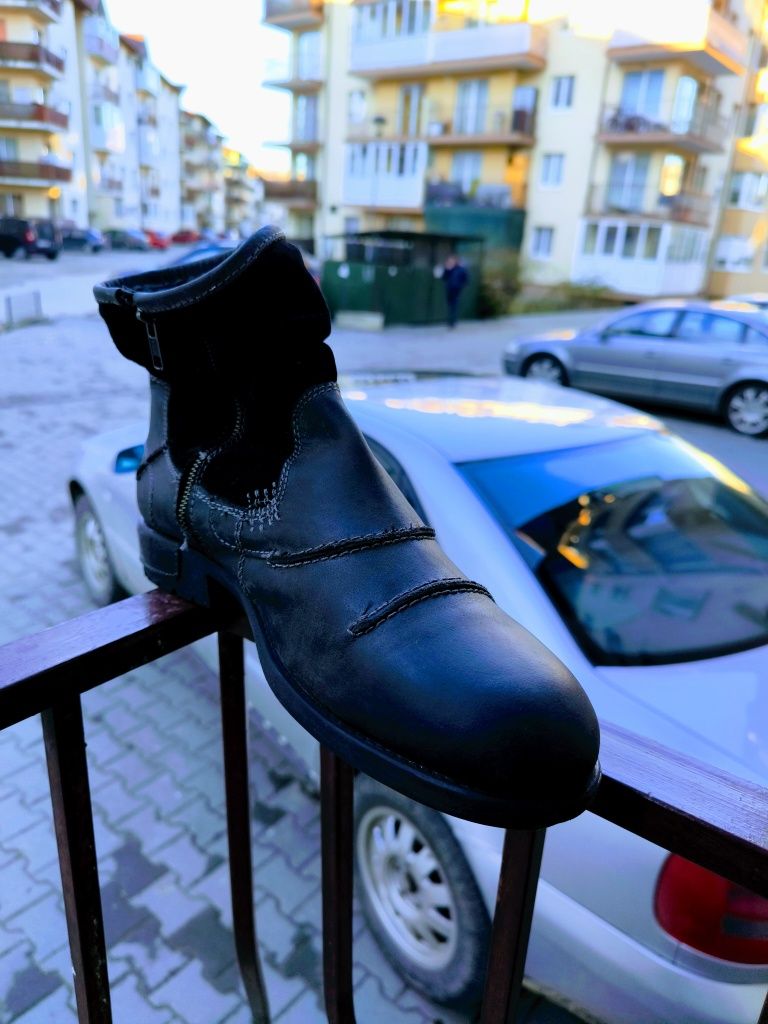 Ghete Bugatti din piele îmblănite Nr44 Int28cm nu Nike Adidas