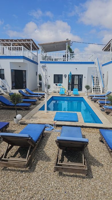 Căsuțe-Bungalow ri Costinesti la malul Mării