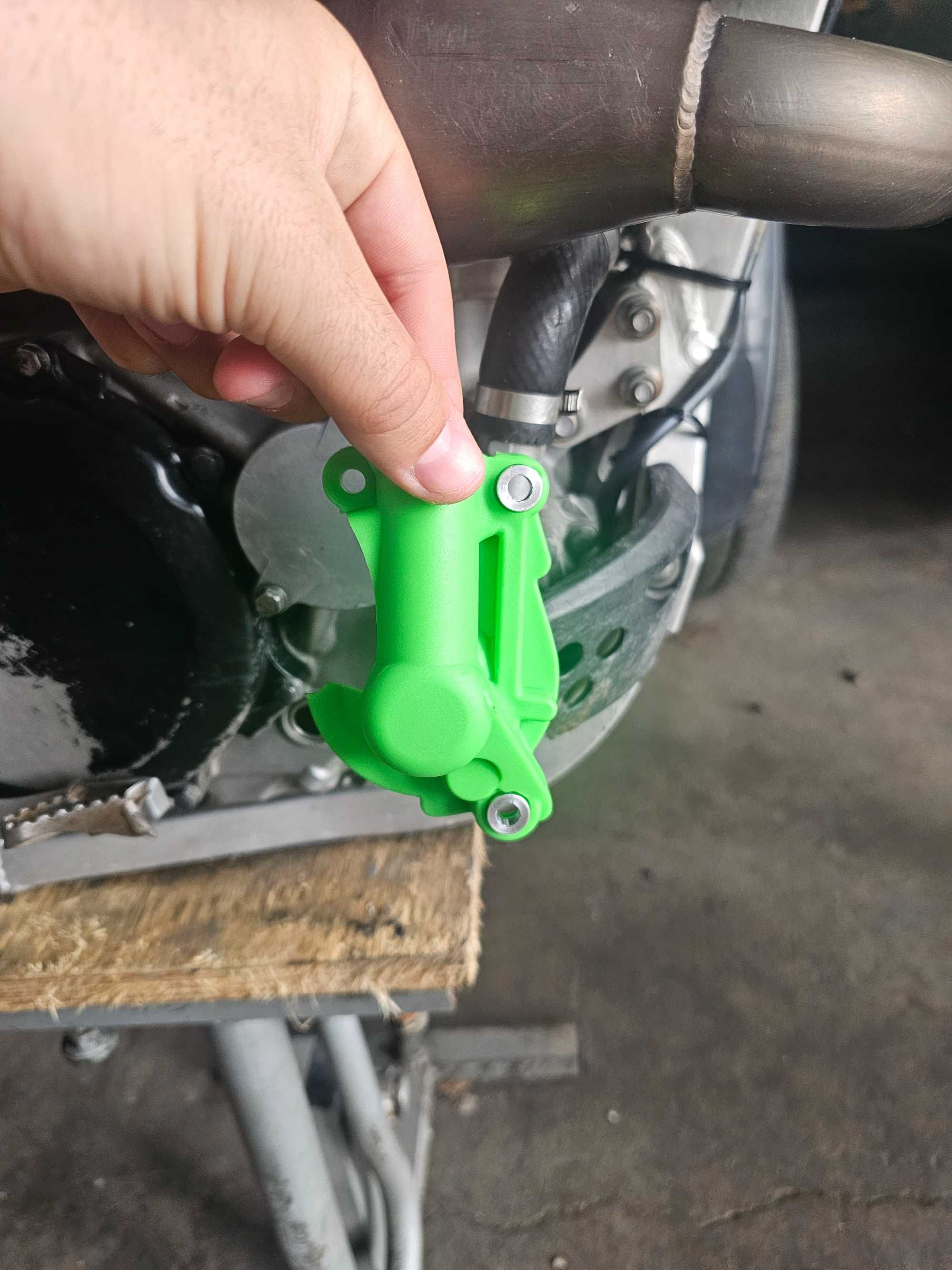 Капак (гард) kawasaki kx250