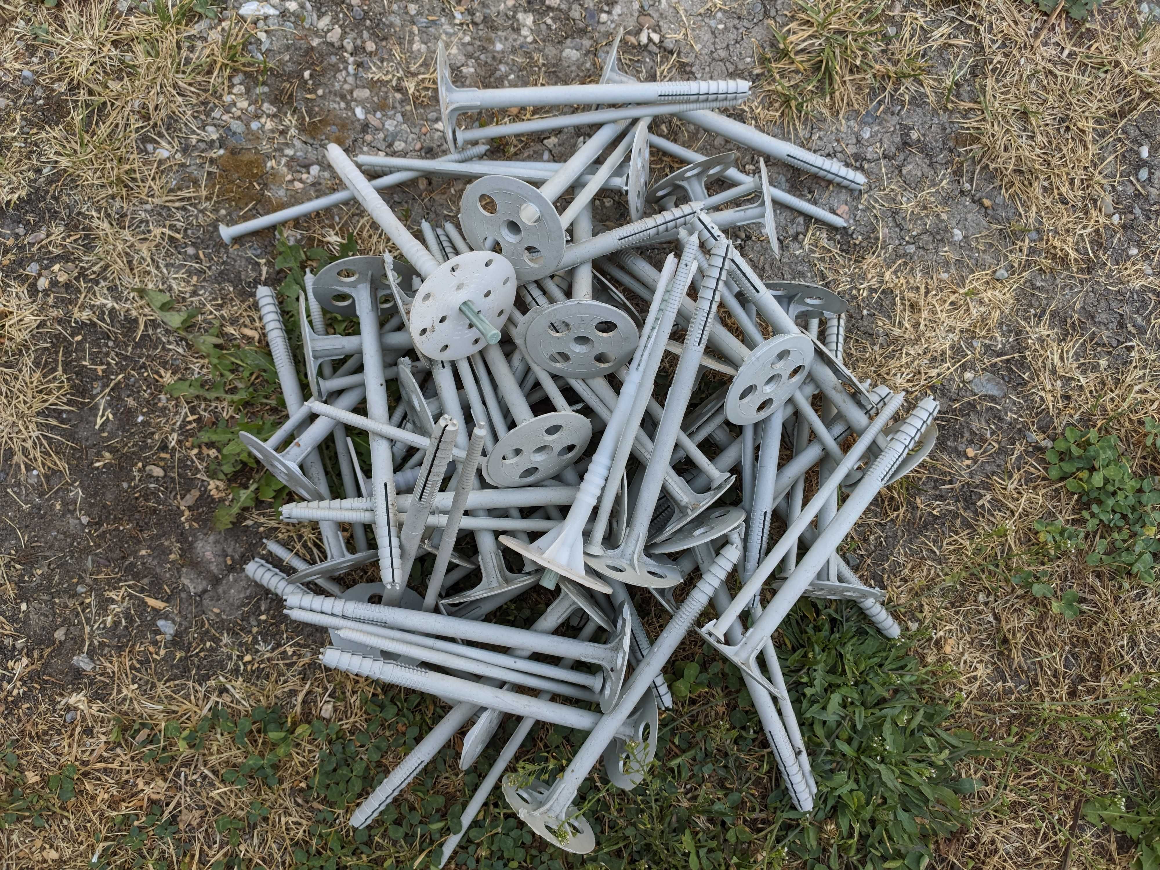 Dibluri fixare termoizolatie