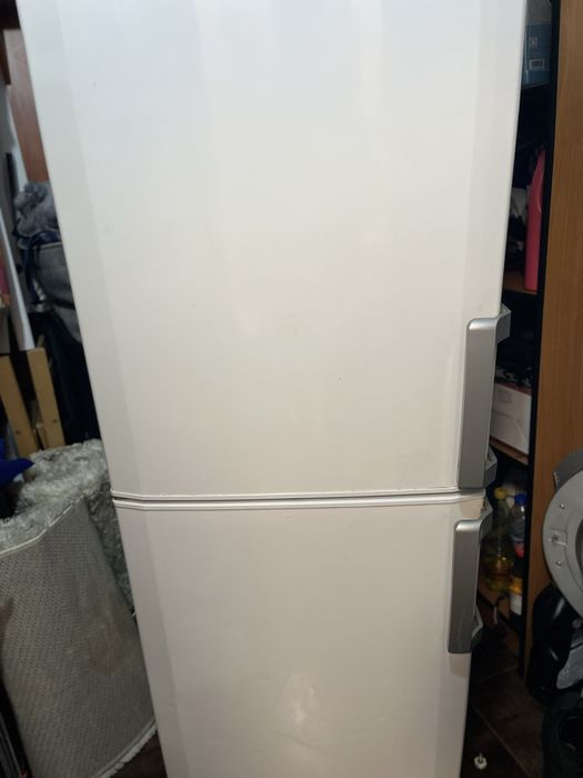 Хладилник Беко 186 см. с долен фризер