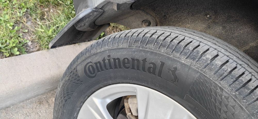 гуми Continental UltraContact 225/65 R17 – подходящи за Toyota RAV4