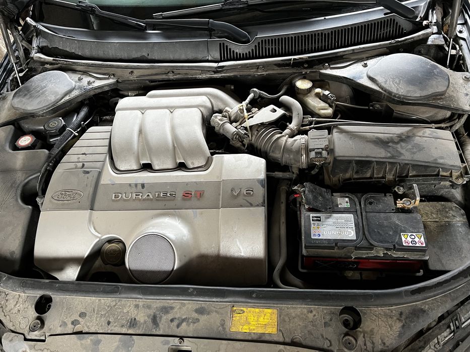 Vand / dezmembrez Ford Mondeo ST V6 3.0 benzina