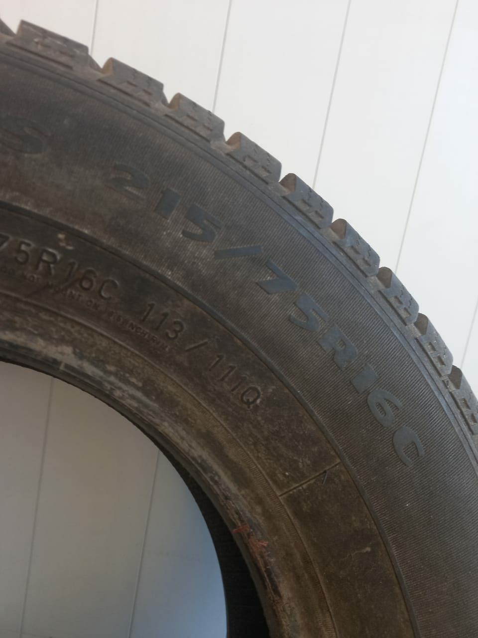 Продам шину Fulda 215/75 R16C