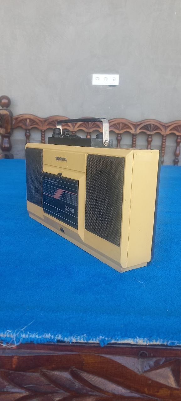 Radio retro sotiladi