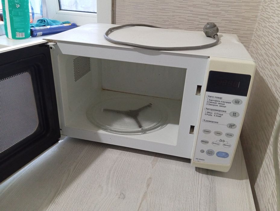 Продам микроволновку