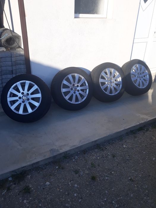 Vand jante originale VW 5X112 R16 cu anvelope noi de iarnă