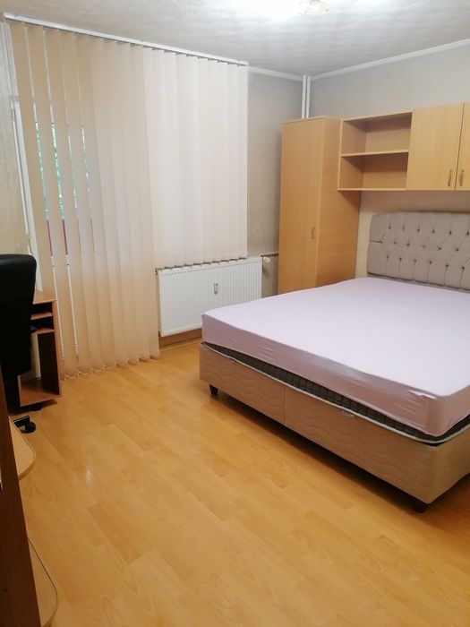Închiriez apartament 3 camere, Brâncoveanu