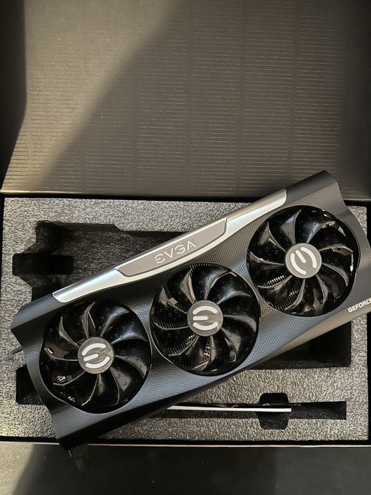 RTX 3080 - EVGA FTW3