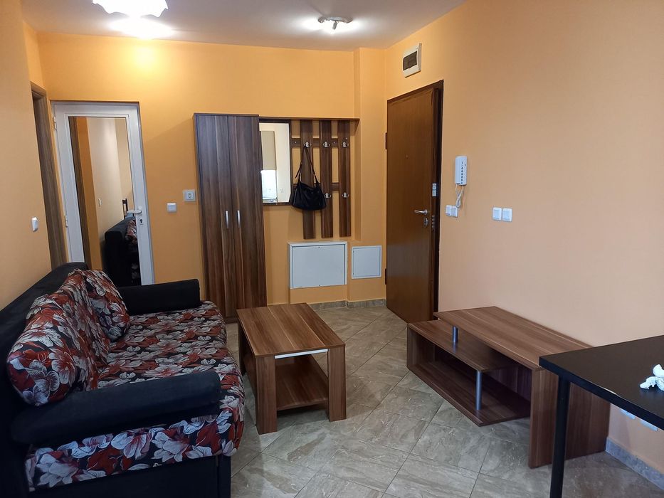Дава се под наем Двустаен апартамент в София, Слатина - 50 кв.м за 450 € - Снимка #1