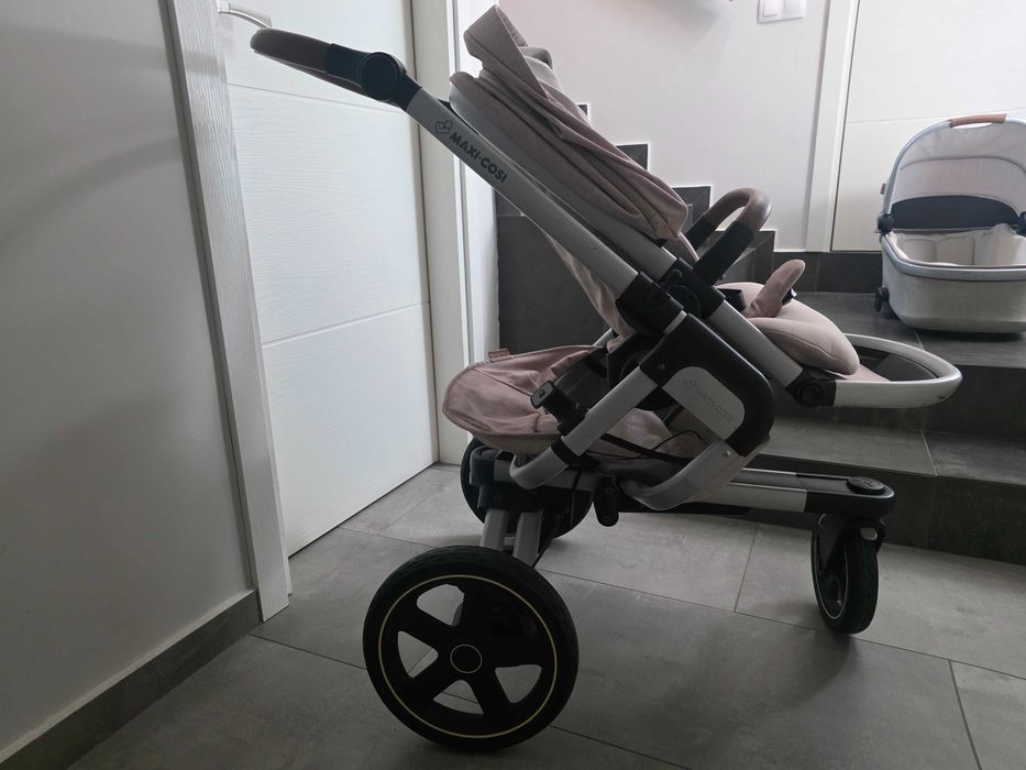 Бебешка количка Maxi Cosi Nova Nomad
