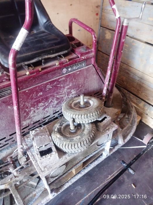 Двухроторная затирочная машинка