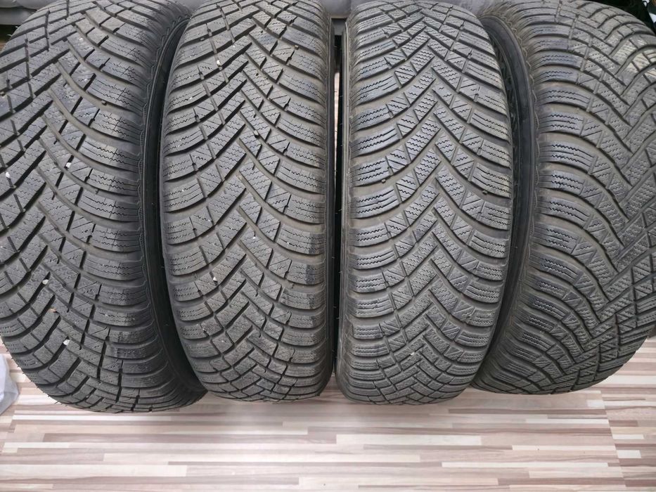 Set iarna Hankook 215/65R16 2024