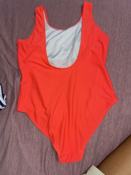 Дамски бански.