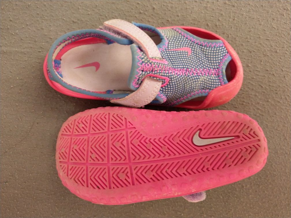 Sandale Nike mărimea 23,5