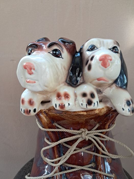 Кашпа в формата на  обувка